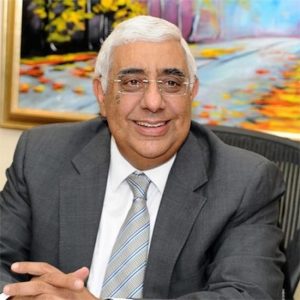 أشرف القاضي رئيس مجلس إدارة المصرف المتحد